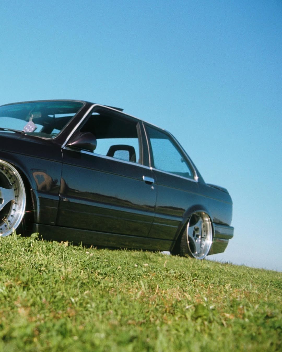BMW E30 on Trispoke Wheels