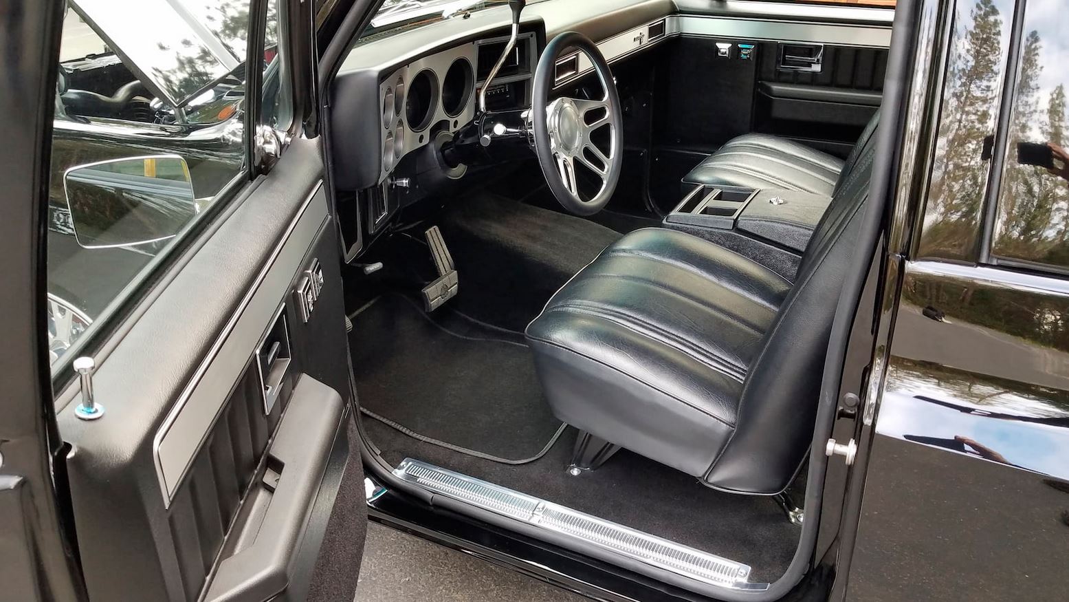 425hp V8-Powered 1985 GMC Jimmy Restomod