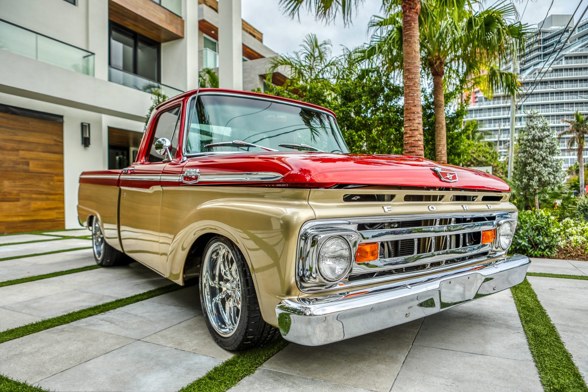 500hp Ford F-100 Restomod with Big-Block Muscle