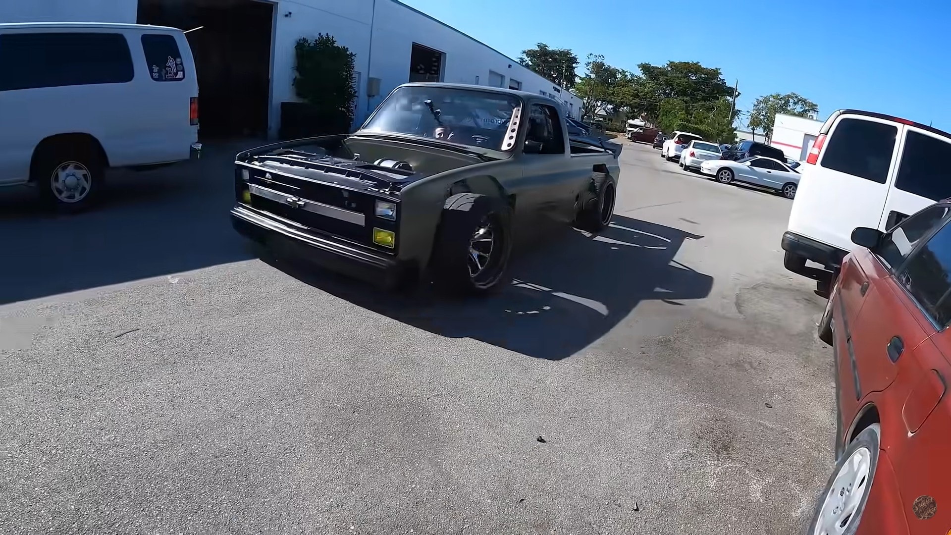 900hp Tesla-Powered 1985 Chevy C10