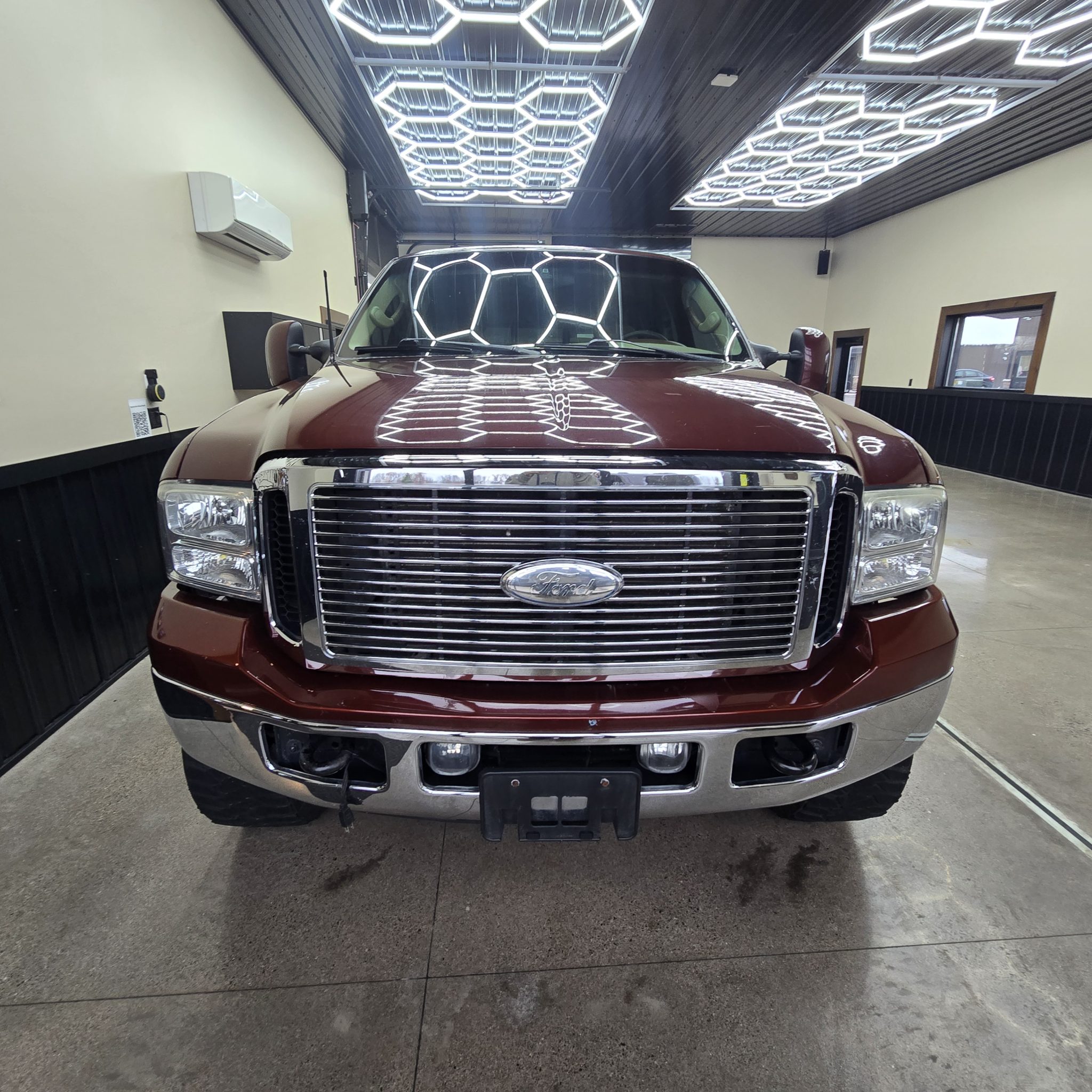 2005 Ford F-350 Super Duty King Ranch Crew Cab 4x4