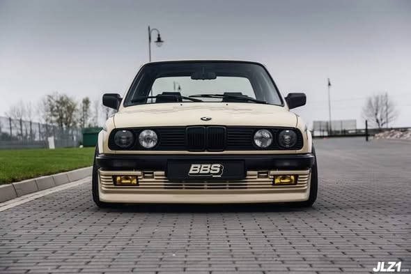 BMW E30 with BBS Body Kit