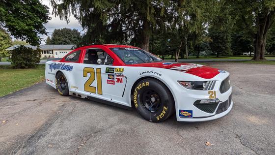 350ci GM V8 Ford Mustang NASCAR-Style Race Car