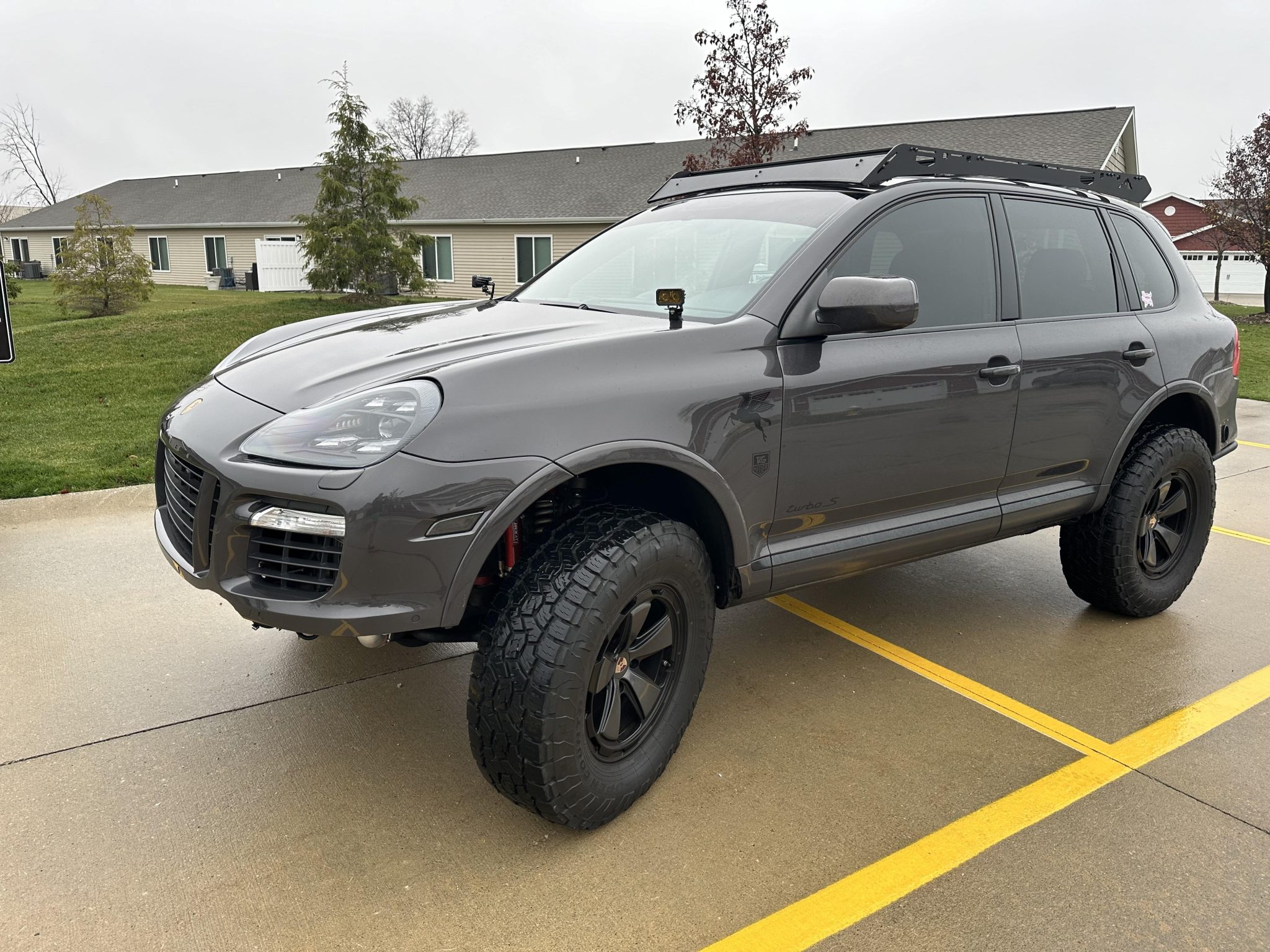 2009 Porsche Cayenne Turbo S by thesamsonite
