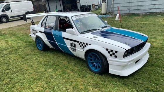 BMW E30 with Big Wang spoiler