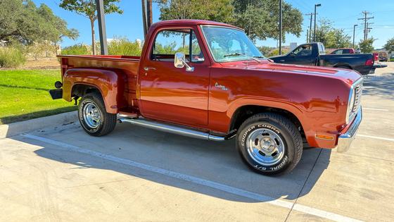 1977 Dodge D100 Custom Utiline by classicmusclemotors