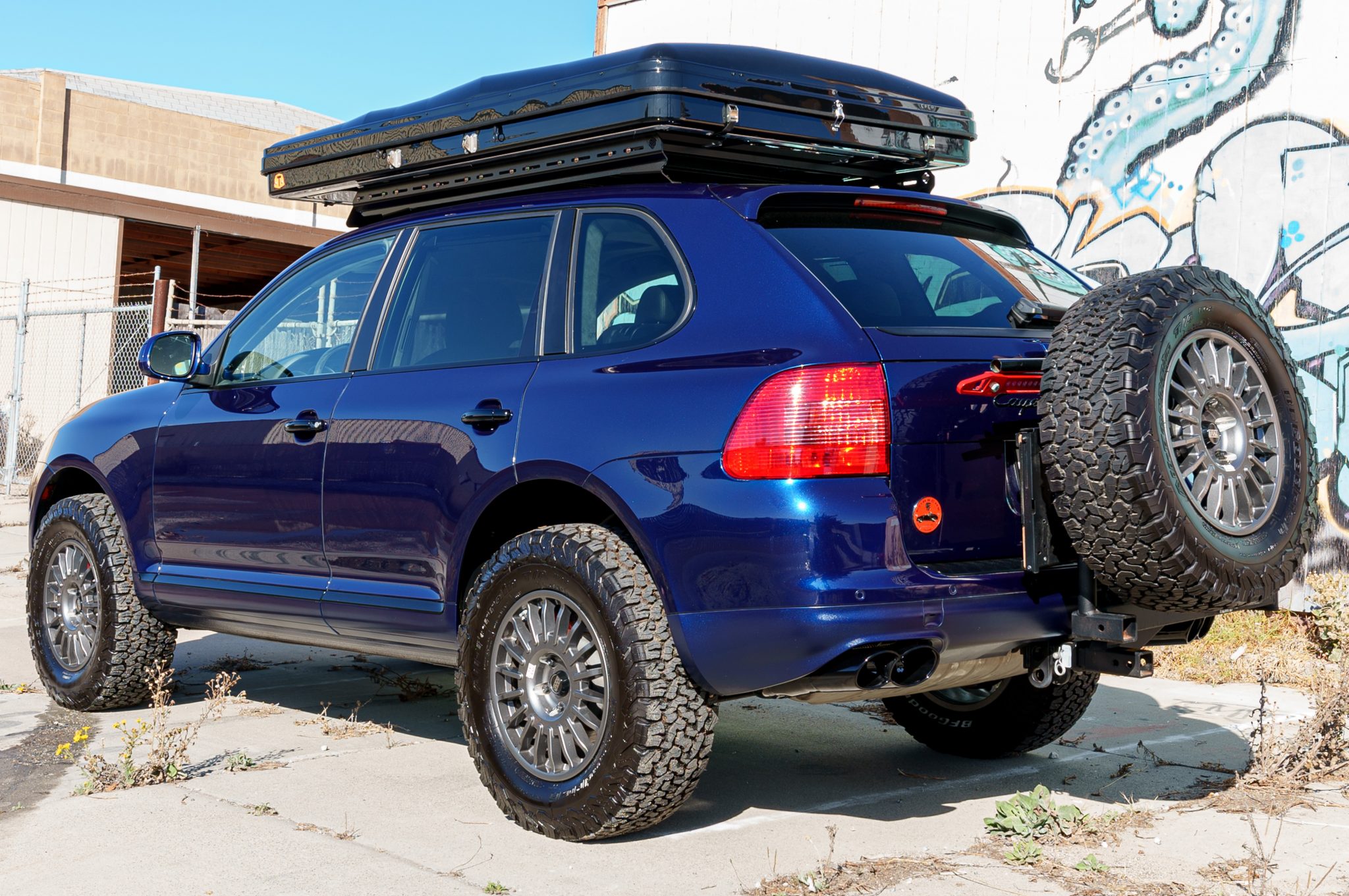 Lifted 2006 Porsche Cayenne Turbo S