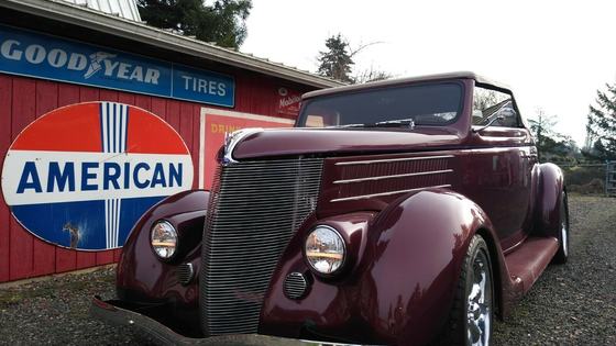 LT1-Powered 1936 Ford Club Restomod