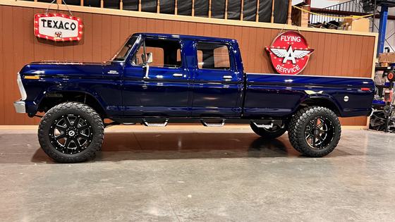 1977 Ford F-250 Custom 4x4 by Mainlymusclecars