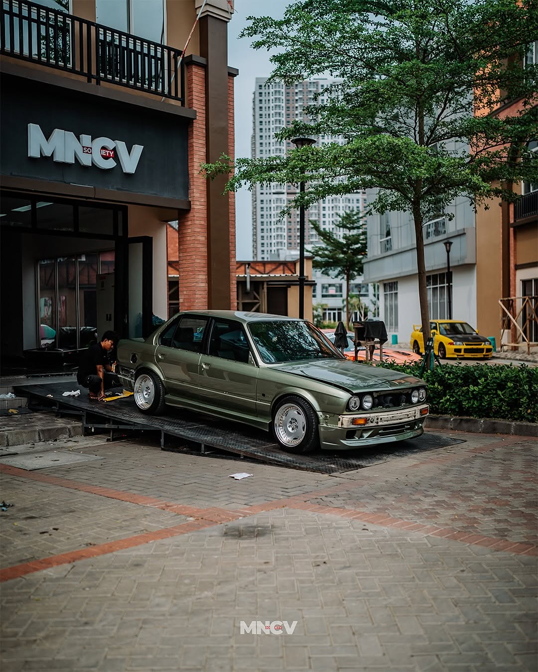 Arctic Silver BMW E30