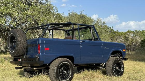 1975 Ford Bronco by KrisLH