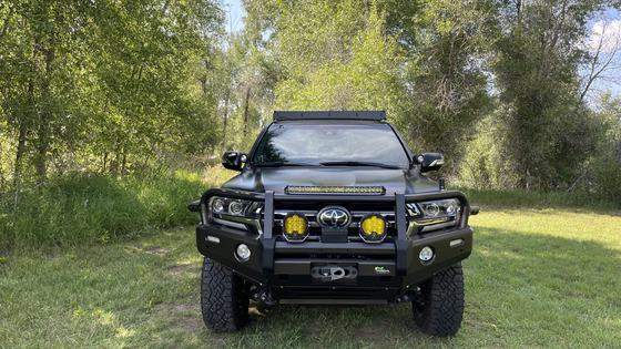 2020 Toyota Land Cruiser Heritage Edition 200-Series