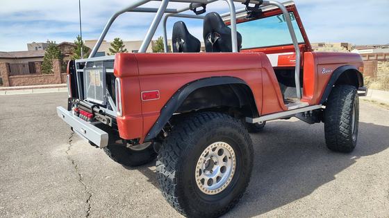 1975 Ford Bronco by eatoledo