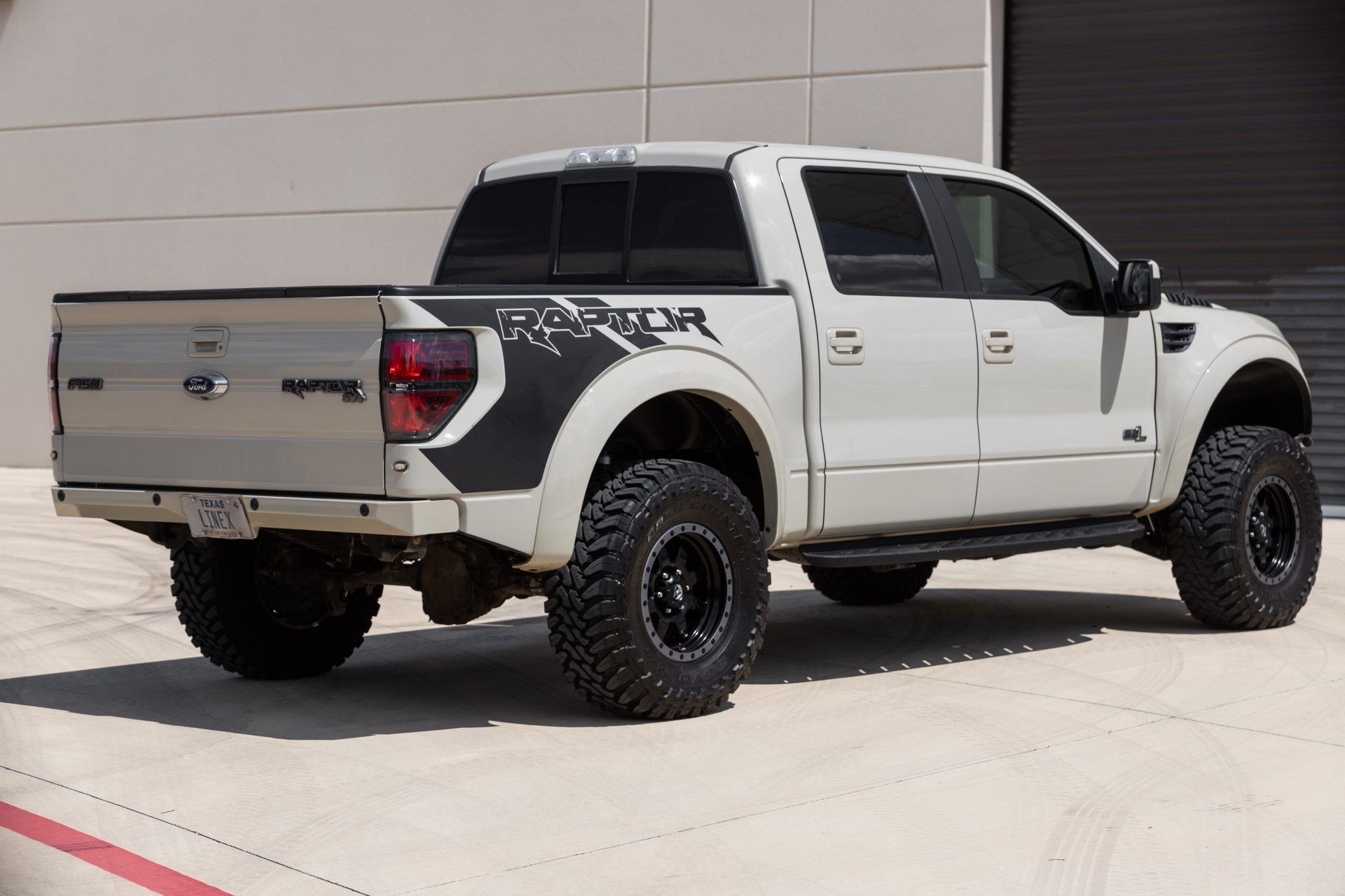 2014 Ford F-150 SVT Raptor SuperCrew