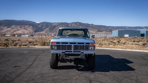 1975 Ford F-250 Custom 4×4