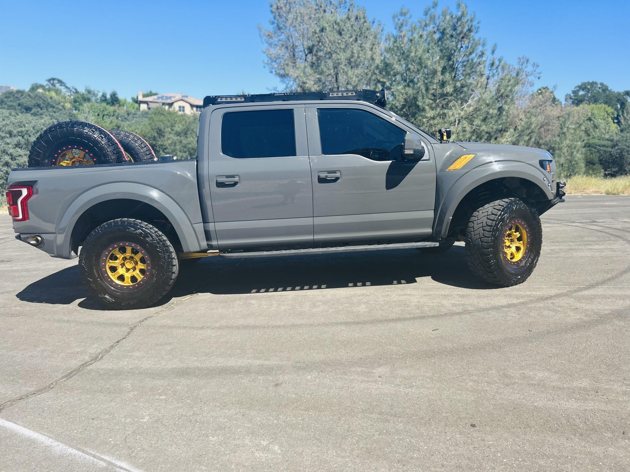 2020 Ford F-150 Raptor SuperCrew