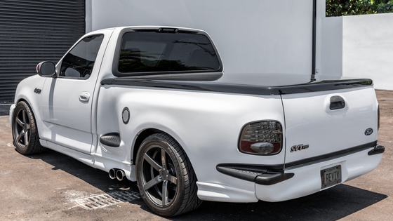 2001 Ford F-150 SVT Lightning