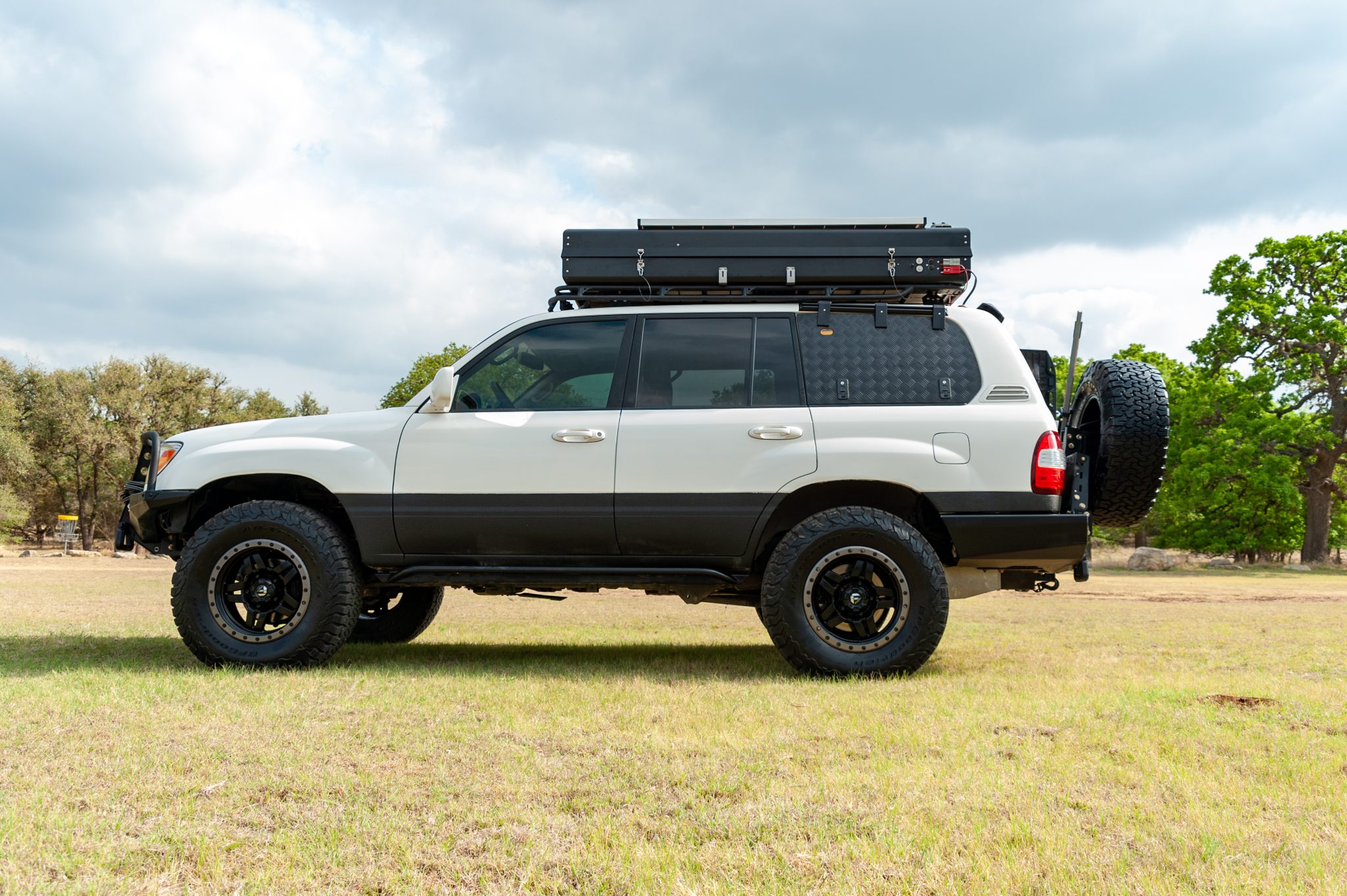 2006 Toyota Land Cruiser Overland Build