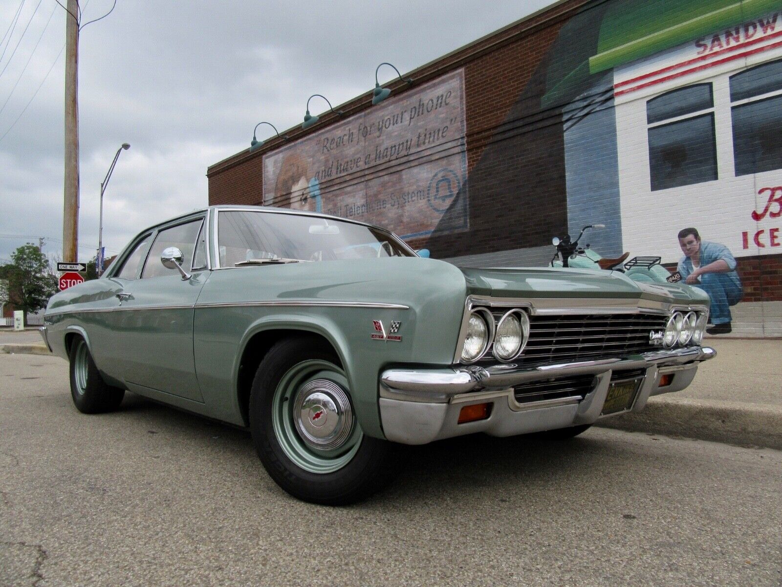 468 Big-Block 1966 Chevrolet Bel Air Restomod