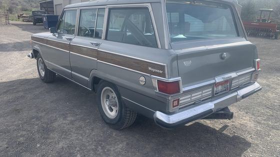 1977 Jeep Wagoneer Custom