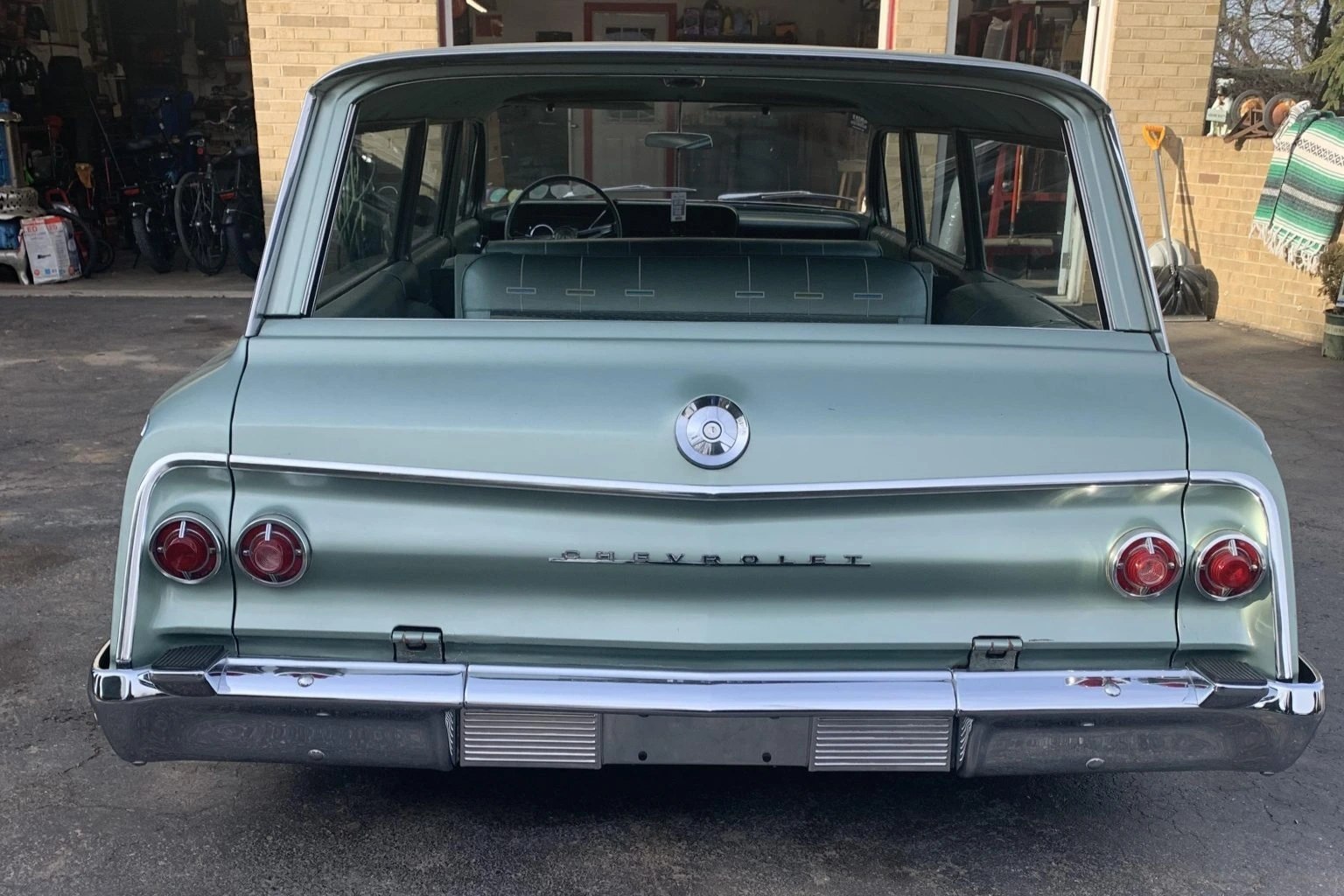 350-Swapped 1962 Chevrolet Bel Air Sleeper Wagon