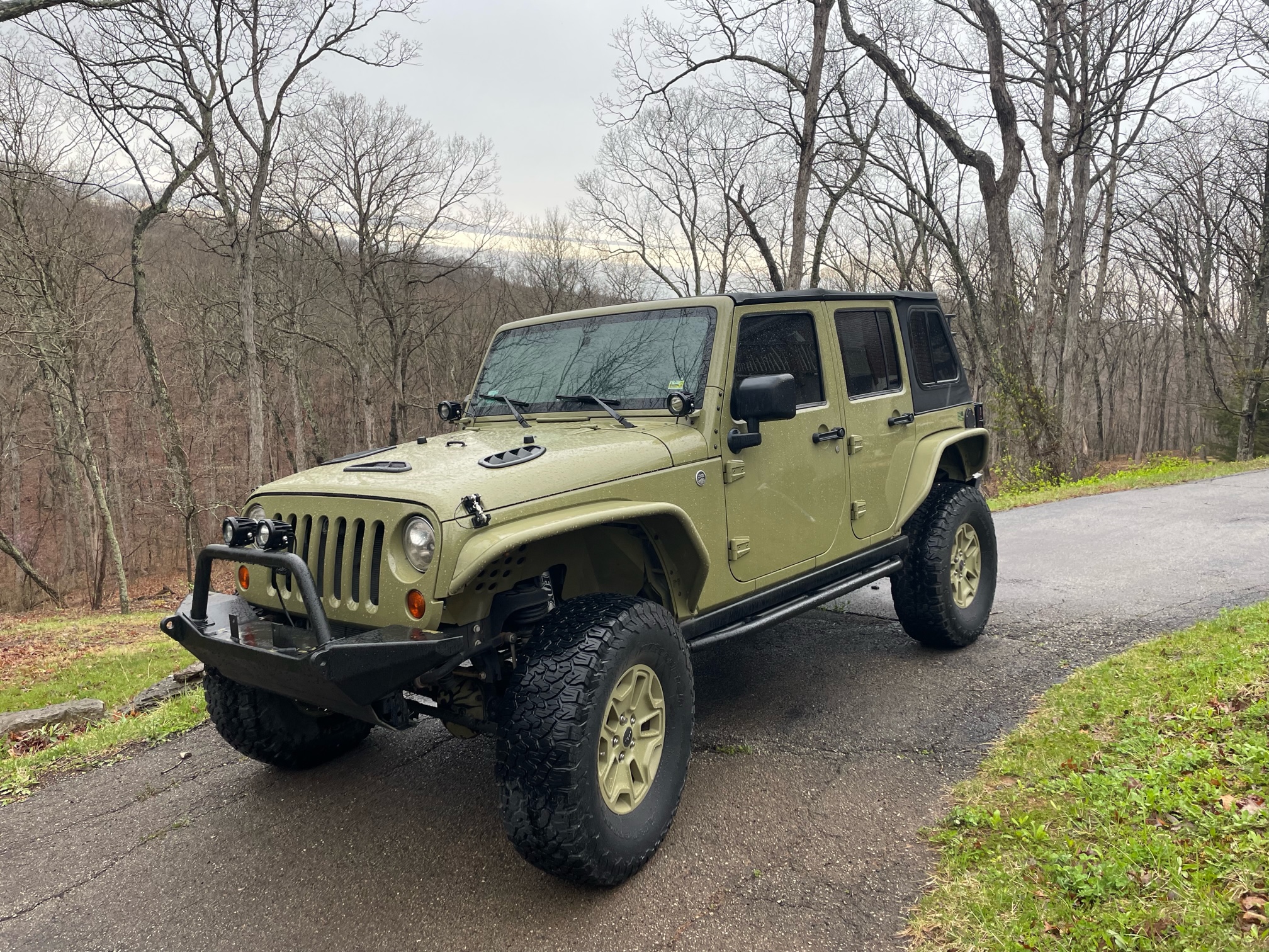 2013 Jeep Wrangler Unlimited Rubicon by RiversideRides