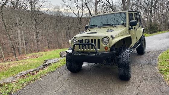 2013 Jeep Wrangler Unlimited Rubicon by RiversideRides