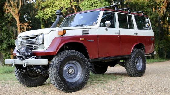 1977 Toyota Land Cruiser FJ55 with Mosley Motors 4.4L