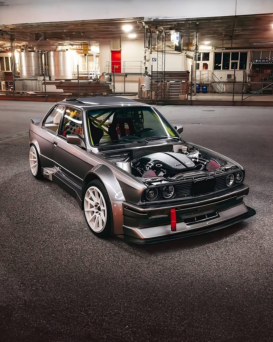 S85 V10-Powered BMW E30