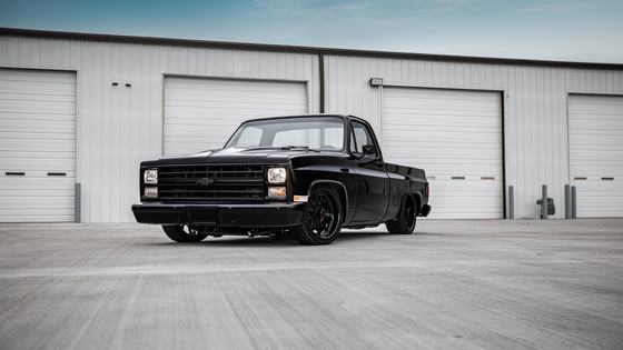 325hp LS1-Powered 1984 Chevy C10 Restomod