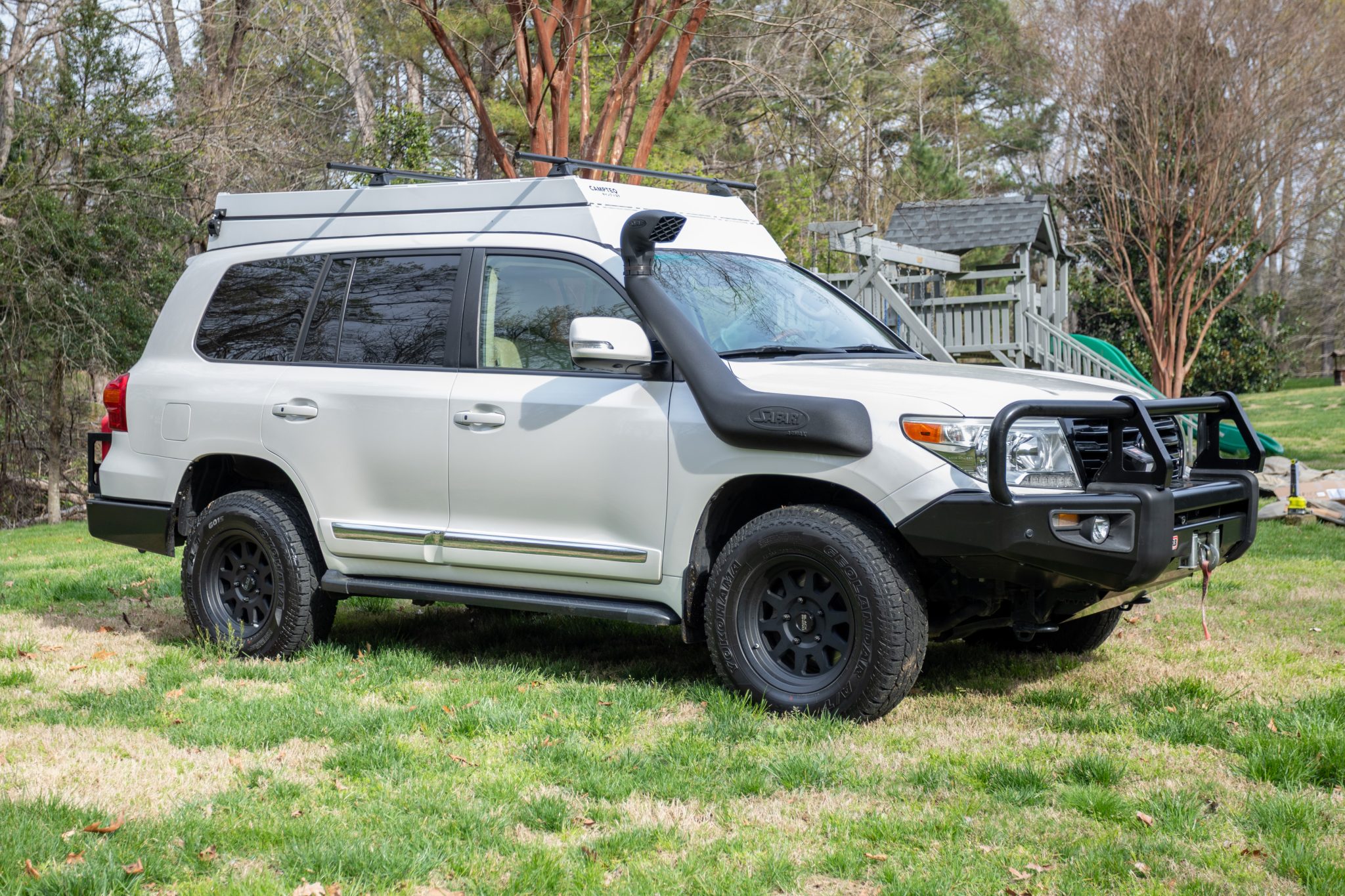 2014 Toyota Land Cruiser URJ200 Overland by WC54Fann