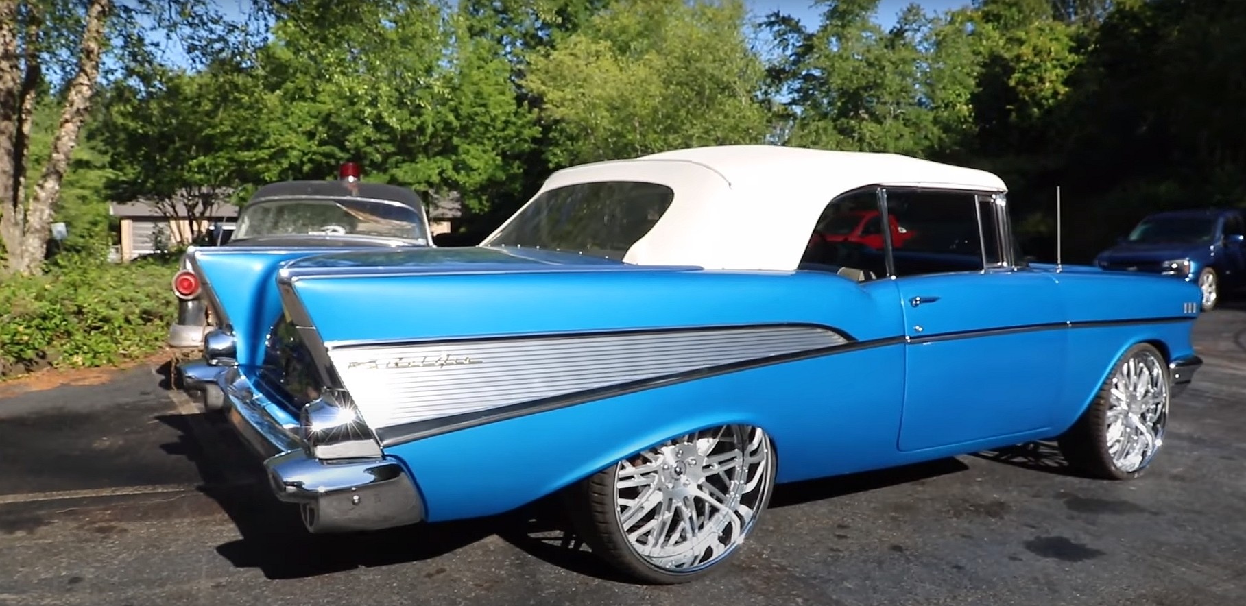 1957 Chevrolet Bel Air Convertible on 24-Inch Forgiato Wheels