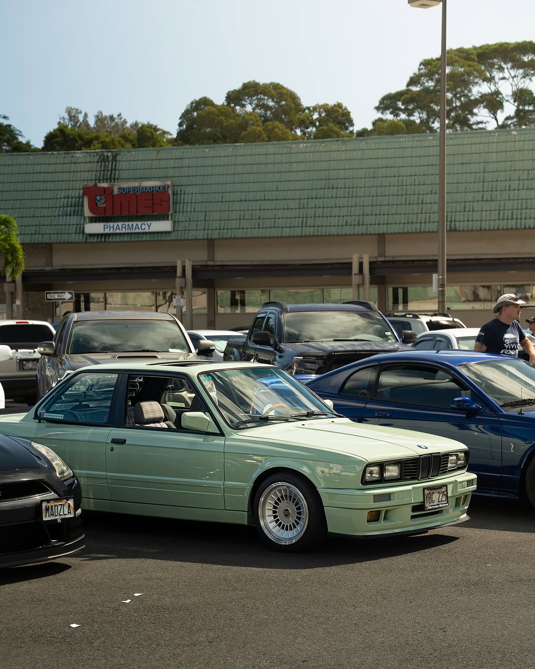BMW E30 Hawaiian Mint