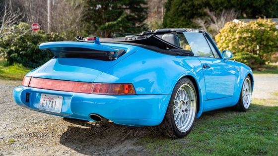 1986 Porsche 911 Carrera Cabriolet