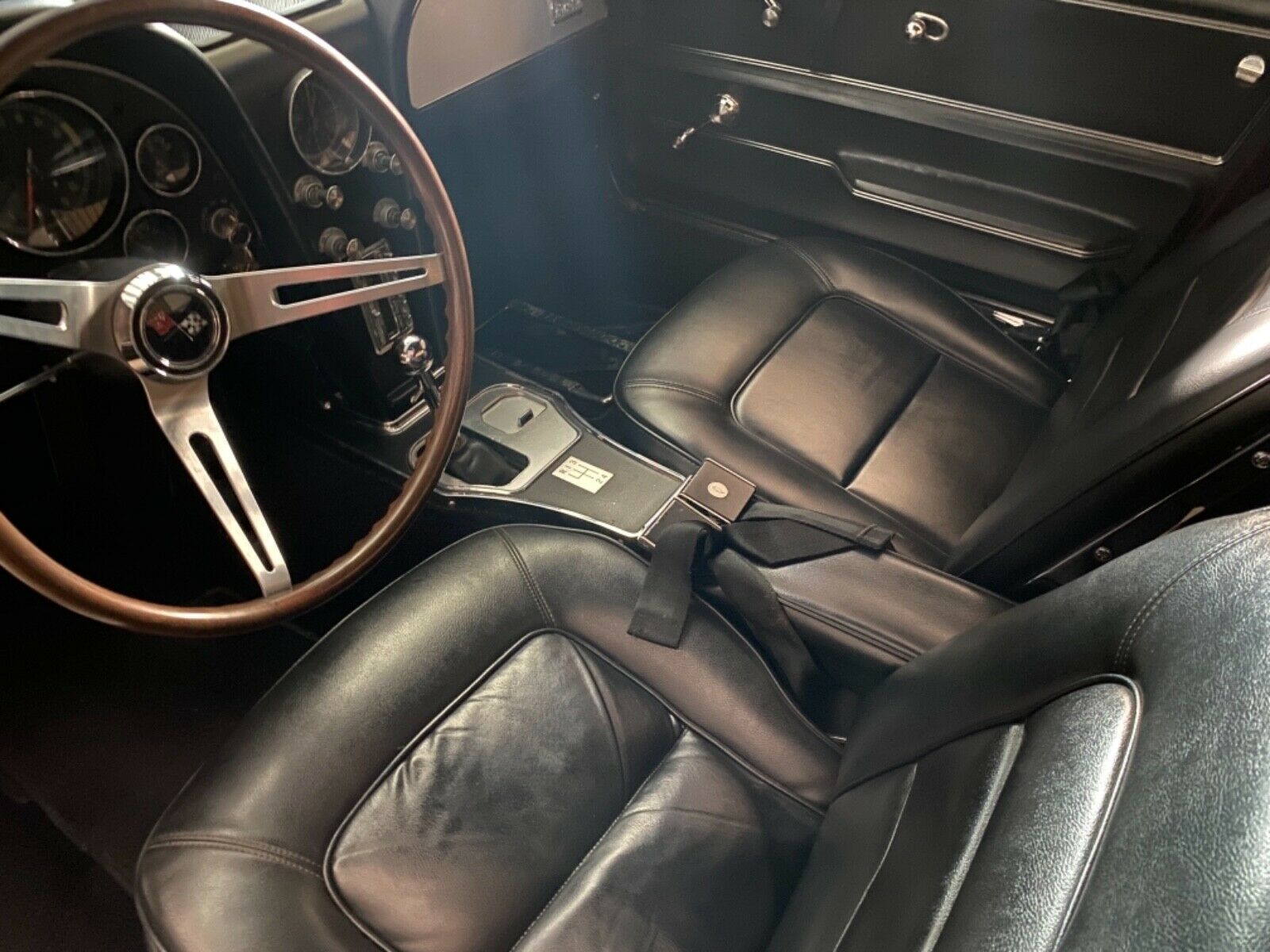 Old-School Custom 1965 Chevrolet Corvette