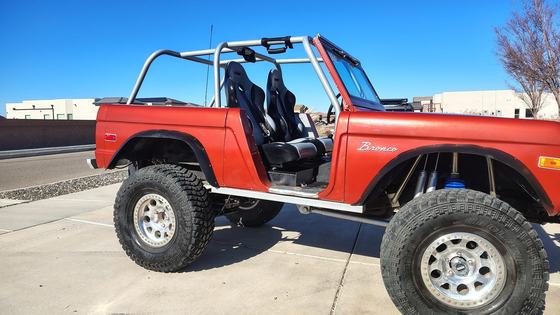 1975 Ford Bronco by eatoledo