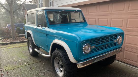 Modified 1970 Ford Bronco with 302ci V8