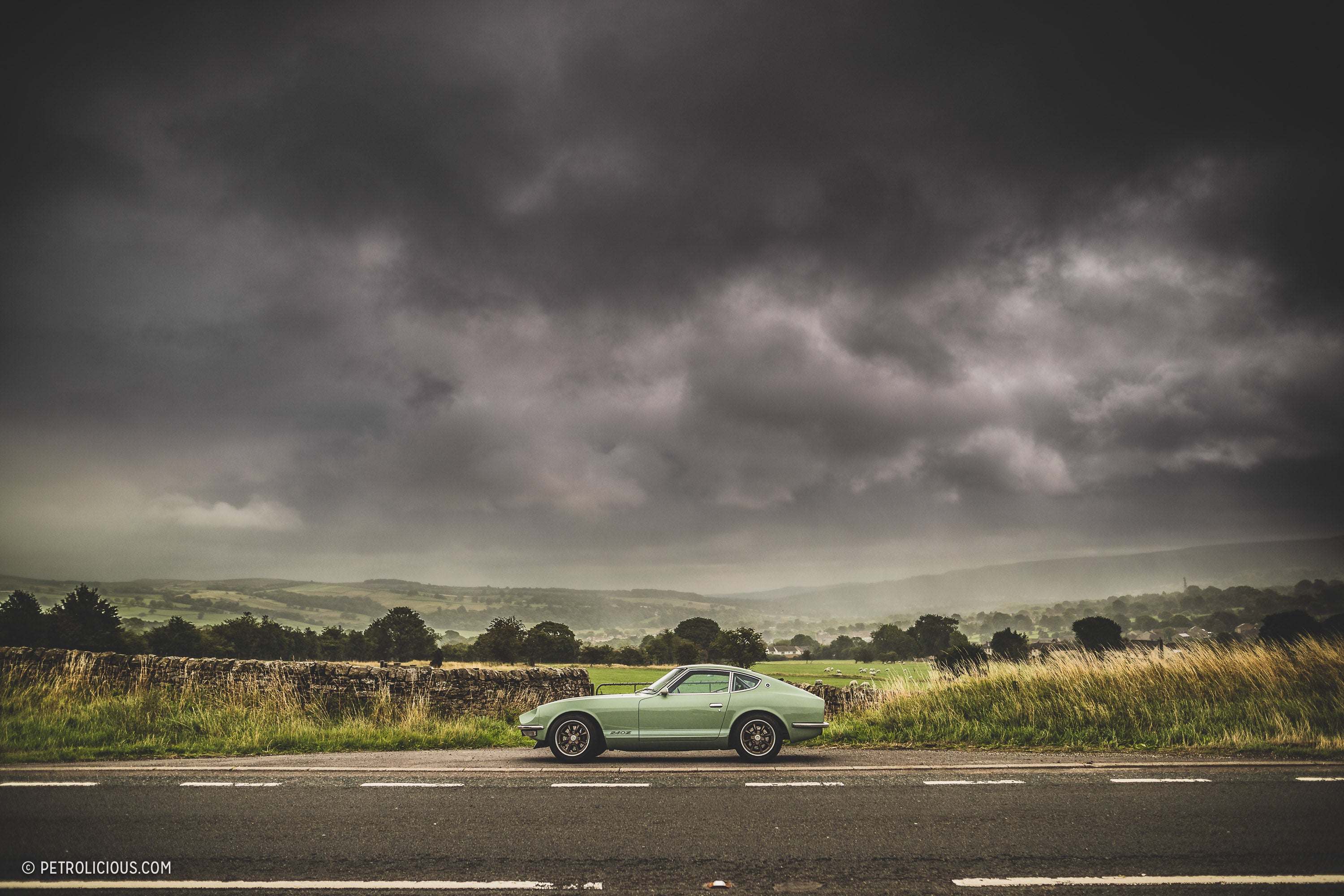 Restomodded Datsun 240Z by MZR Roadsports