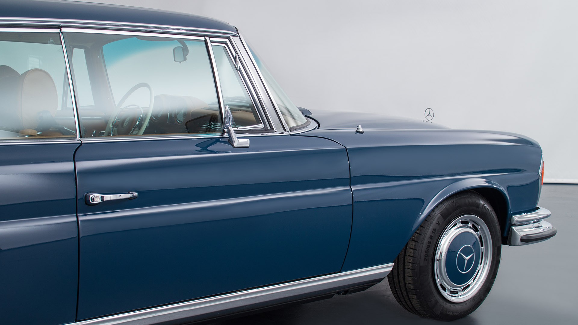 360hp Restomod Mercedes-Benz W111 with AMG Power
