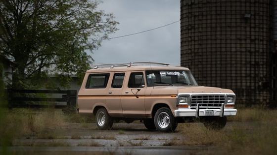 Ford B-250 SUV on F-250 Chassis