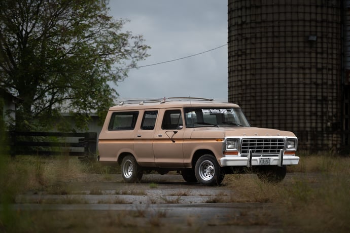 Ford B-250 SUV on F-250 Chassis