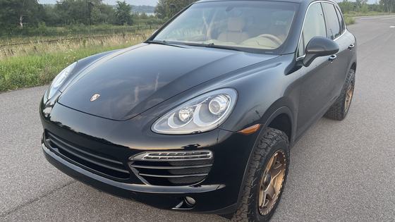 2013 Porsche Cayenne by Selling Dealer