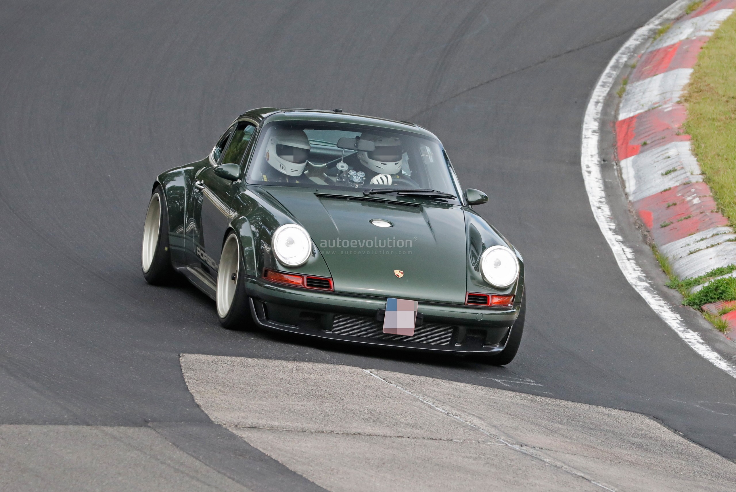 500hp Porsche 911 DLS by Singer