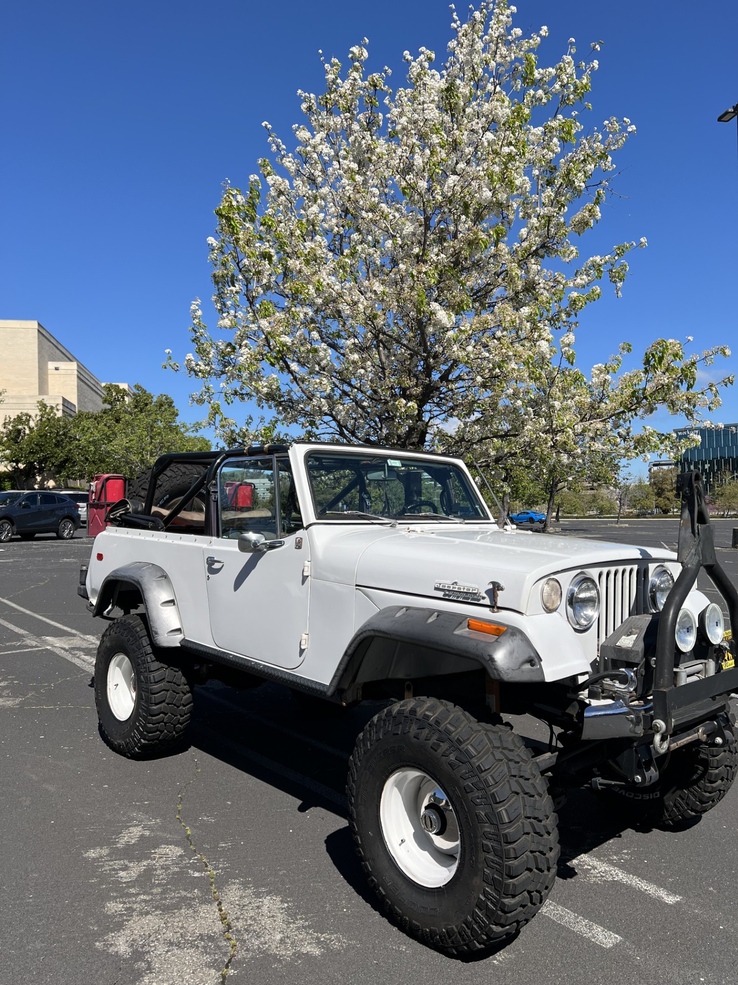 Modified V6 1969 Jeep Jeepster Commando