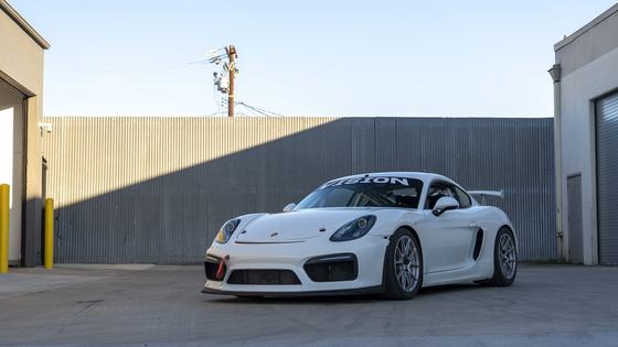 2016 Porsche Cayman GT4 Race Car