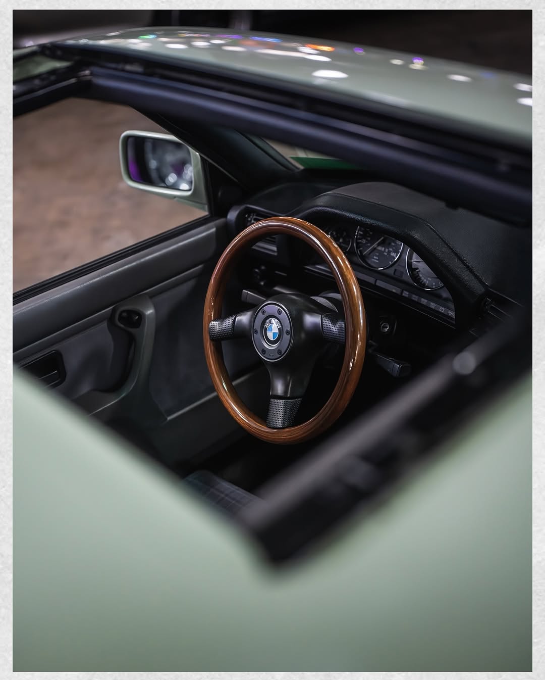 BMW E30 Hawaiian Mint
