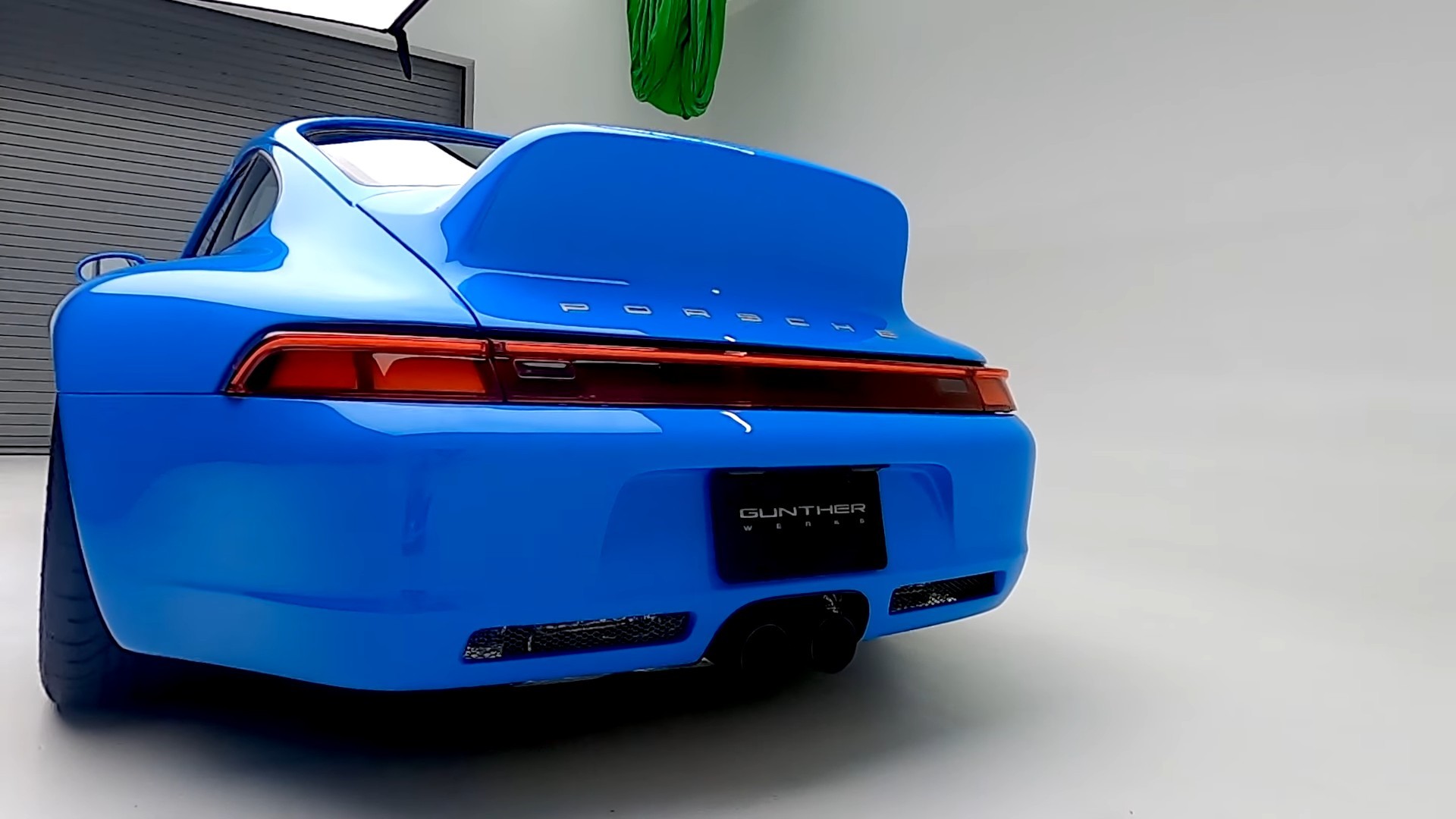 Gunther Werks 400R Mexico Blue Porsche 993