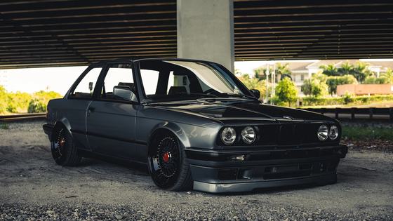 1990 BMW 325i by Jarrett Brock