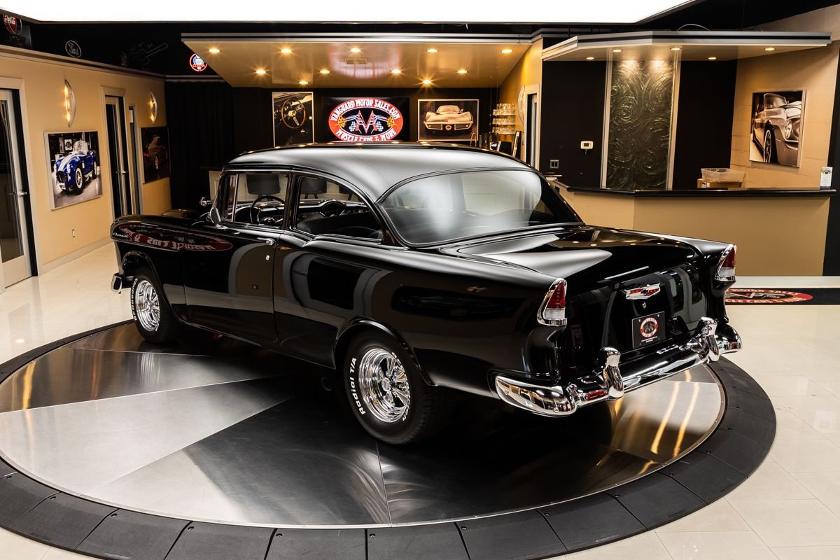 727hp 9.4L Big-Block 1955 Chevrolet 150