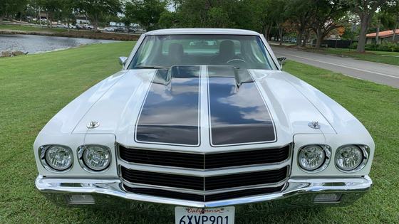 Chevrolet Chevelle with Corvette LS3 and Camaro ZL1 Seats